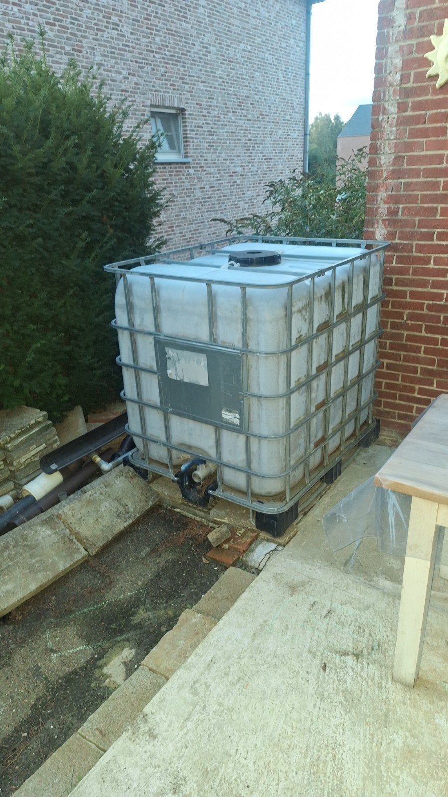 IBC container 1000L, Ophalen