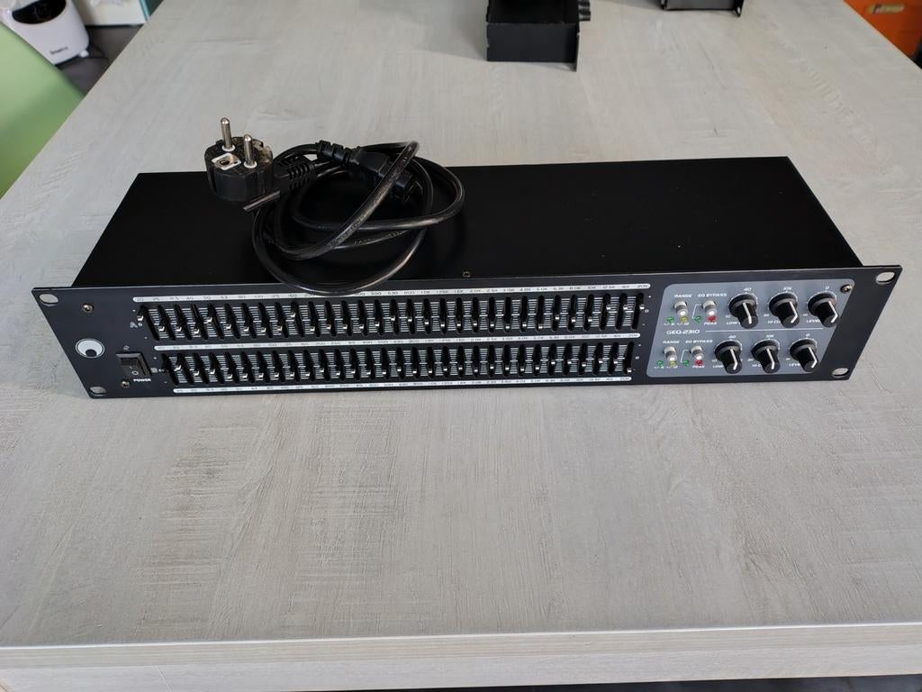 Omnitronic GEQ-2310, Enlèvement, Utilisé
