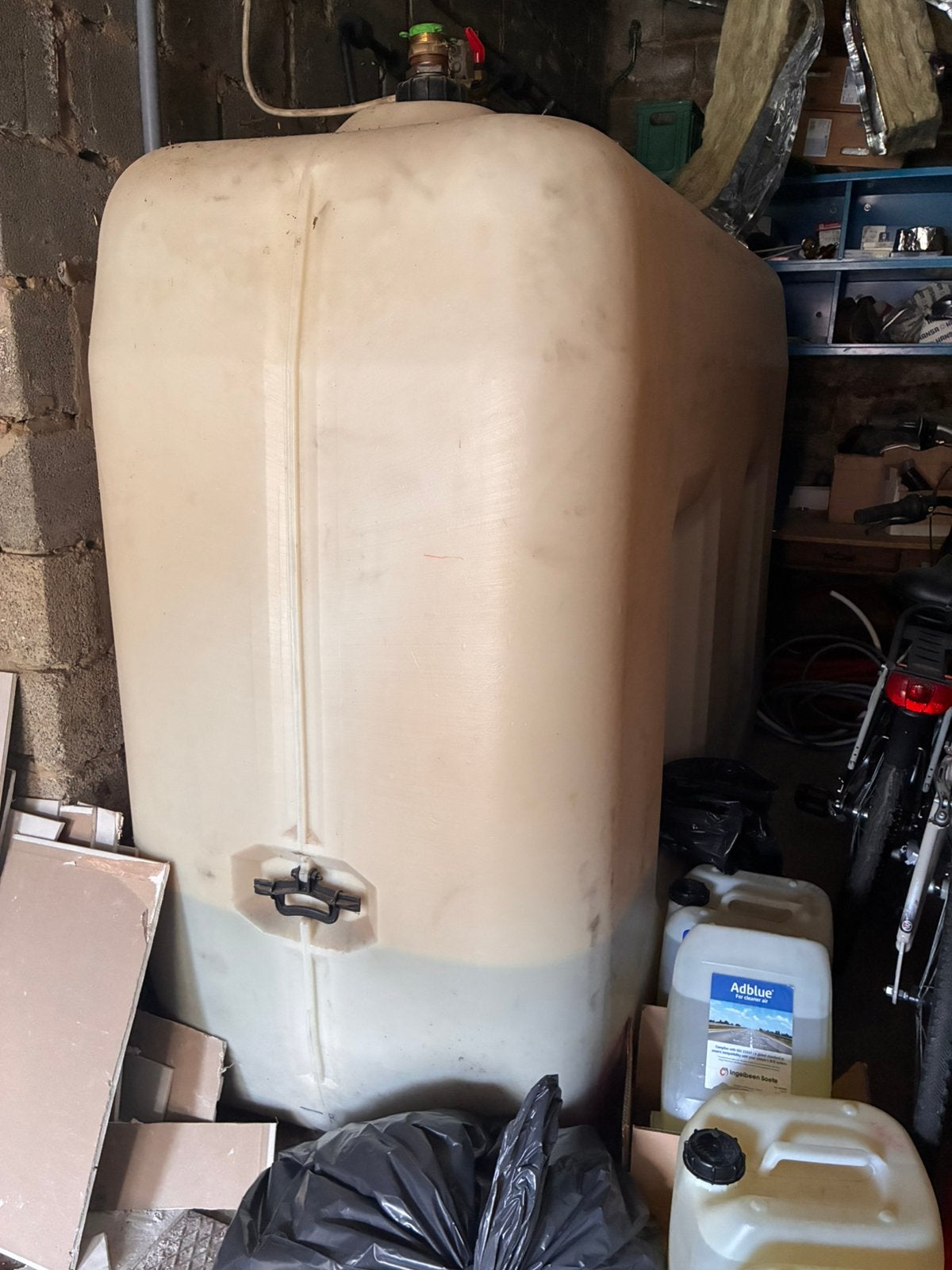 Cuve a mazout 2500L avec +/- 500 L de mazout, Bricolage & Construction, Chauffage & Radiateurs, Enlèvement