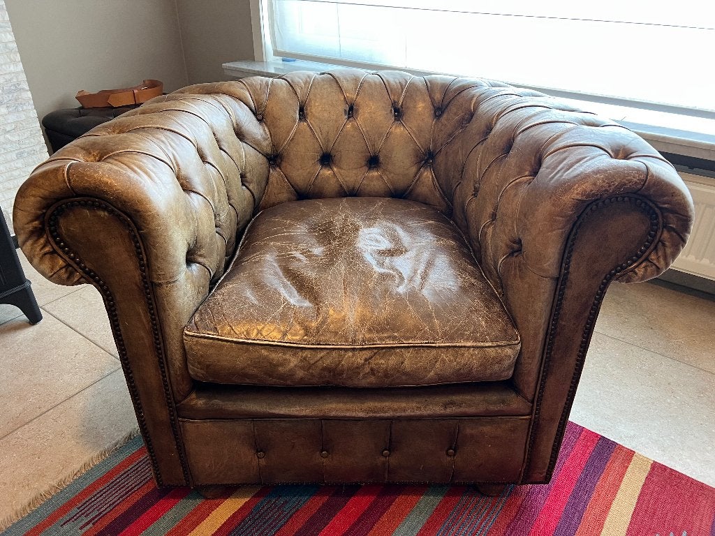 Lederen Chesterfield clubfauteuil – Vintage cognac, Huis en Inrichting, Fauteuils, Ophalen, Gebruikt, Leer
