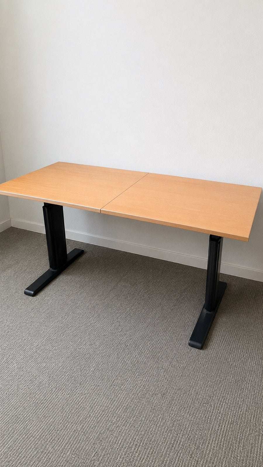 Groot bureau / tafel – 160 x 75 cm x 70 cm, Huis en Inrichting, Bureaus, Ophalen of Verzenden, In hoogte verstelbaar, Zo goed als nieuw