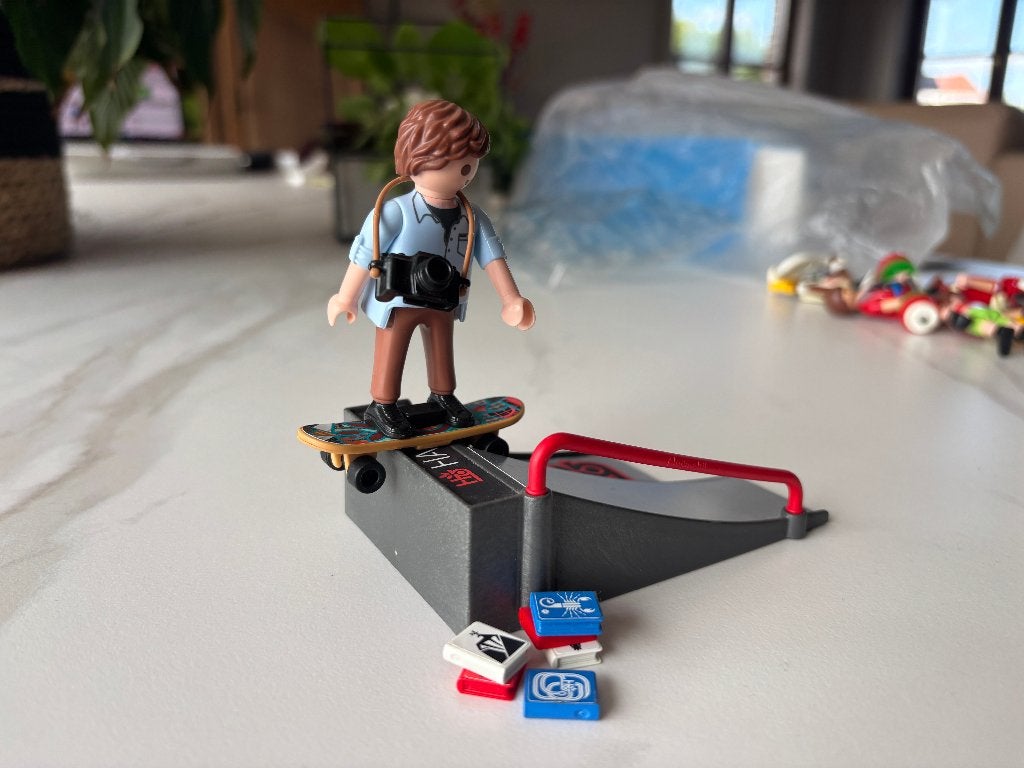 Playmobil 9094 Garçon avec skateboard - Skateboarder, Enfants & Bébés, Jouets | Playmobil, Enlèvement ou Envoi, Special plus, Comme neuf