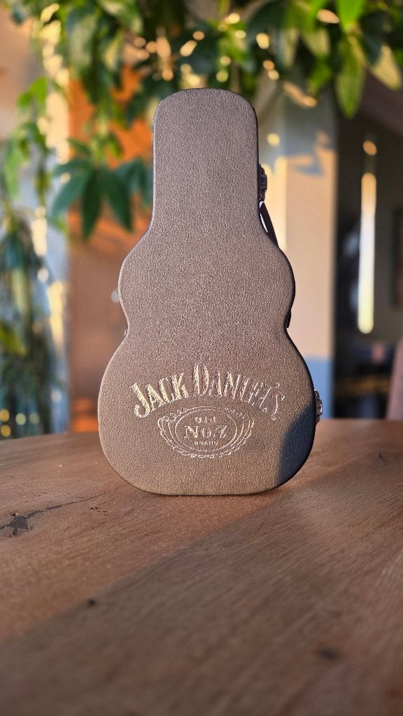 Jack Daniels met Gitaarkoffer, Ophalen, Nieuw