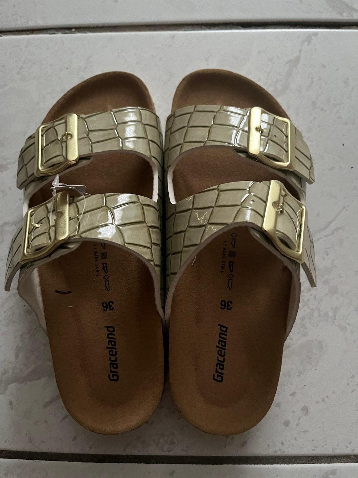 Sandales neuves 36, Vêtements | Femmes, Chaussures, Neuf, Enlèvement ou Envoi, Vert, Sandales et Mûles