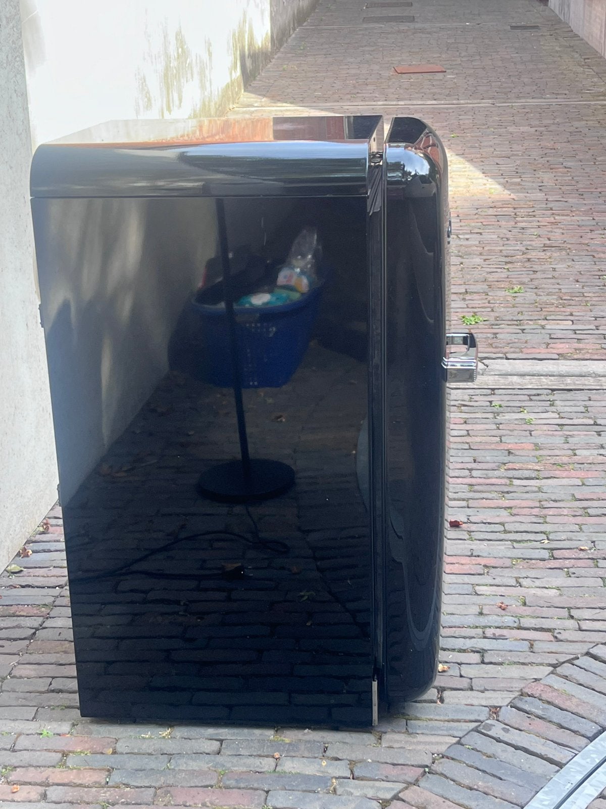 Coole Smeg koelkast met vriesvak voor 70 euro, Elektronische apparatuur, Koelkasten en IJskasten, Zo goed als nieuw, 45 tot 60 cm