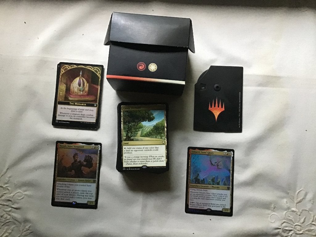 Commander deck: rebellion rising, Ophalen of Verzenden, Zo goed als nieuw, Speeldeck