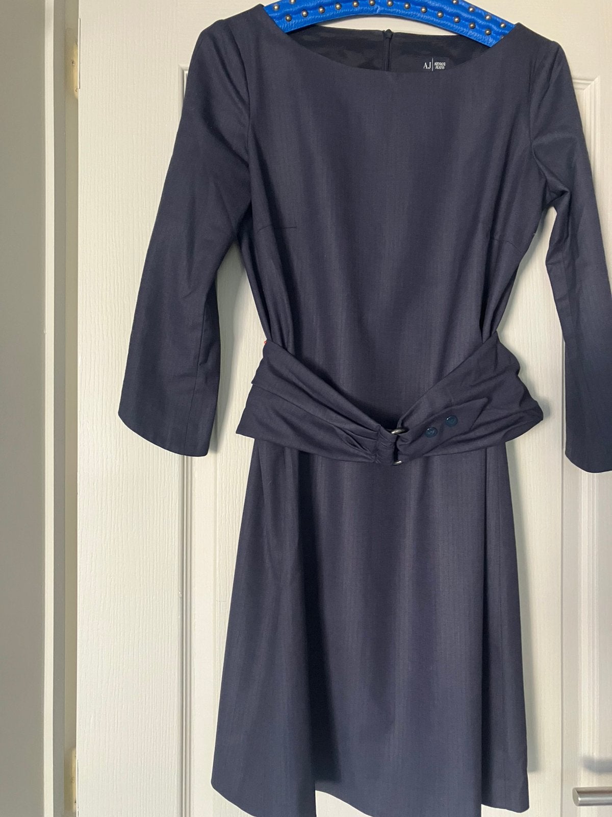 Zeer mooi Armani kleedje donkerblauw, Ophalen, Blauw, Zo goed als nieuw, Knielengte