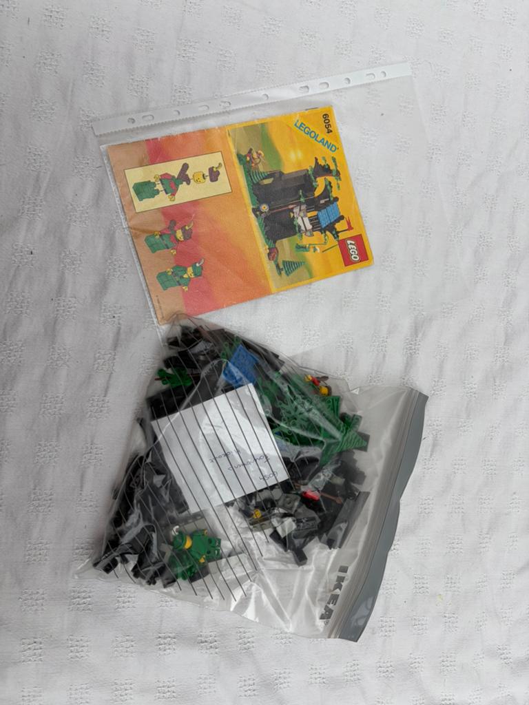 Lego 6054 forestmen’s hideout, Kinderen en Baby's, Speelgoed | Duplo en Lego, Ophalen of Verzenden, Zo goed als nieuw, Compleet
