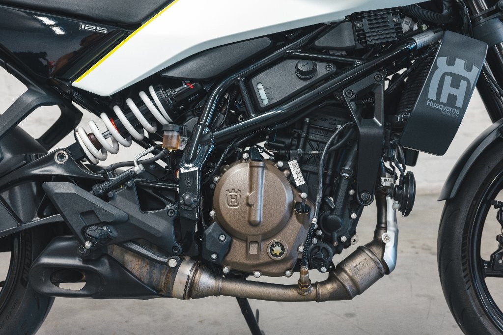 Husqvarna Vitpilen 125 bj 2024, Occasion, Bedrijf, 125 cc, ABS
