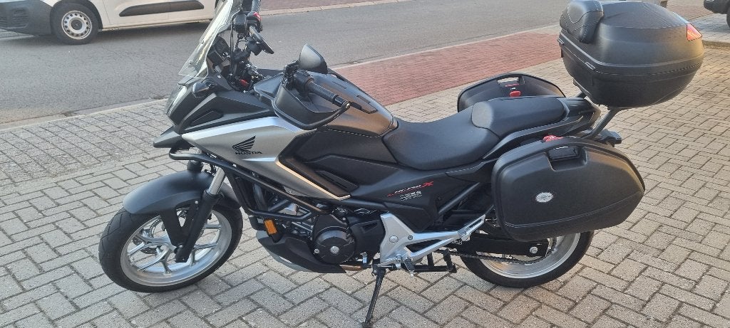 Honda NC 750 Model XA - Comme NEUVE ! - 2795 KM !, Motos, Entreprise, Plus de 35 kW, 2 cylindres, Neuf
