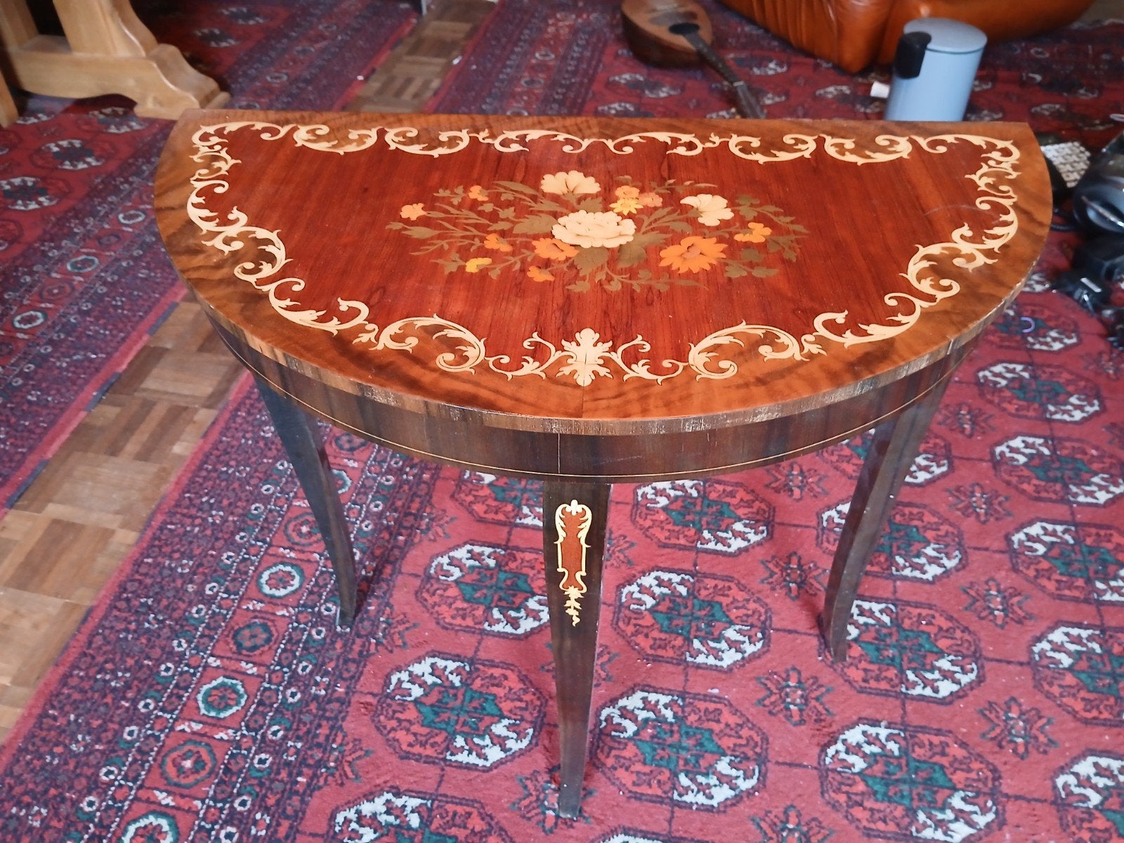 Magnifique table demi-lune en marqueterie – Style Louis XV /, Antiquités & Art, Enlèvement ou Envoi