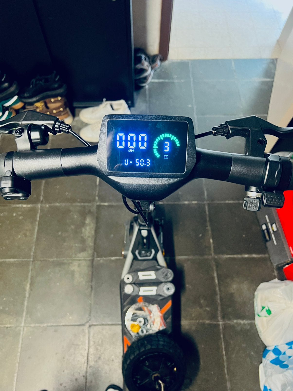 Kukurin A1 model, Fietsen en Brommers, Steps, Zo goed als nieuw, Elektrische step (E-scooter), Ophalen of Verzenden