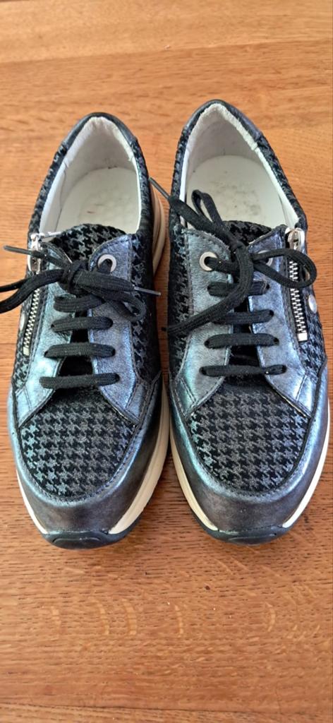 Chaussures taille 38, Enlèvement, Neuf