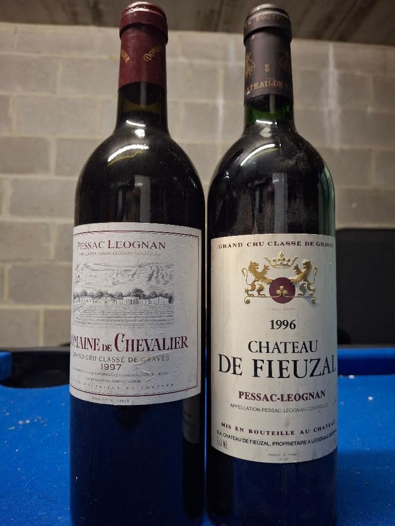 2 Pessac-Léognan Grand cru Classé, Collections, Enlèvement, France, Vin rouge, Pleine