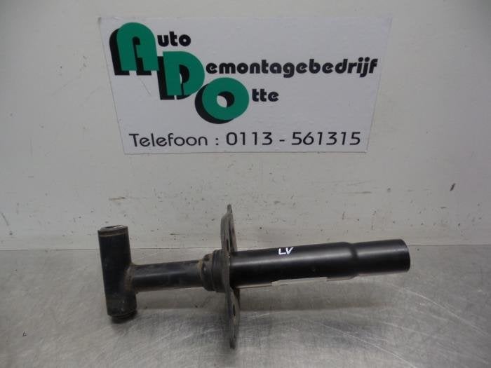 Bumpersteun links-voor van een BMW 5-Serie (5-Serie 95-), Gebruikt, -, -, Ophalen of Verzenden
