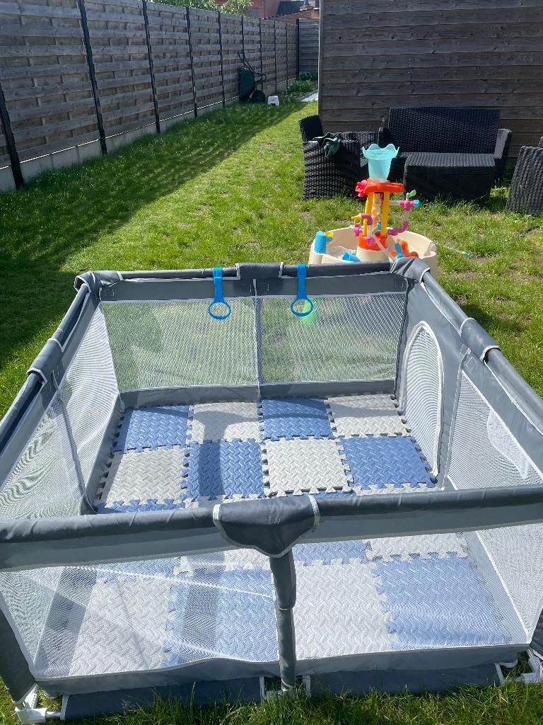 Babybox, Kinderen en Baby's, Babyparken, Ophalen, Zo goed als nieuw, Vierkant