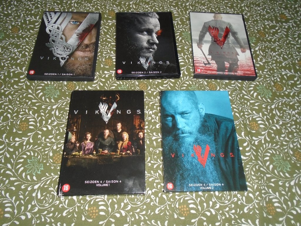 DVD - SERIES ACTION - VIKINGS S1 à S4, Cd's en Dvd's, Nederlands, Seizoen 1, Ophalen of Verzenden, Zo goed als nieuw