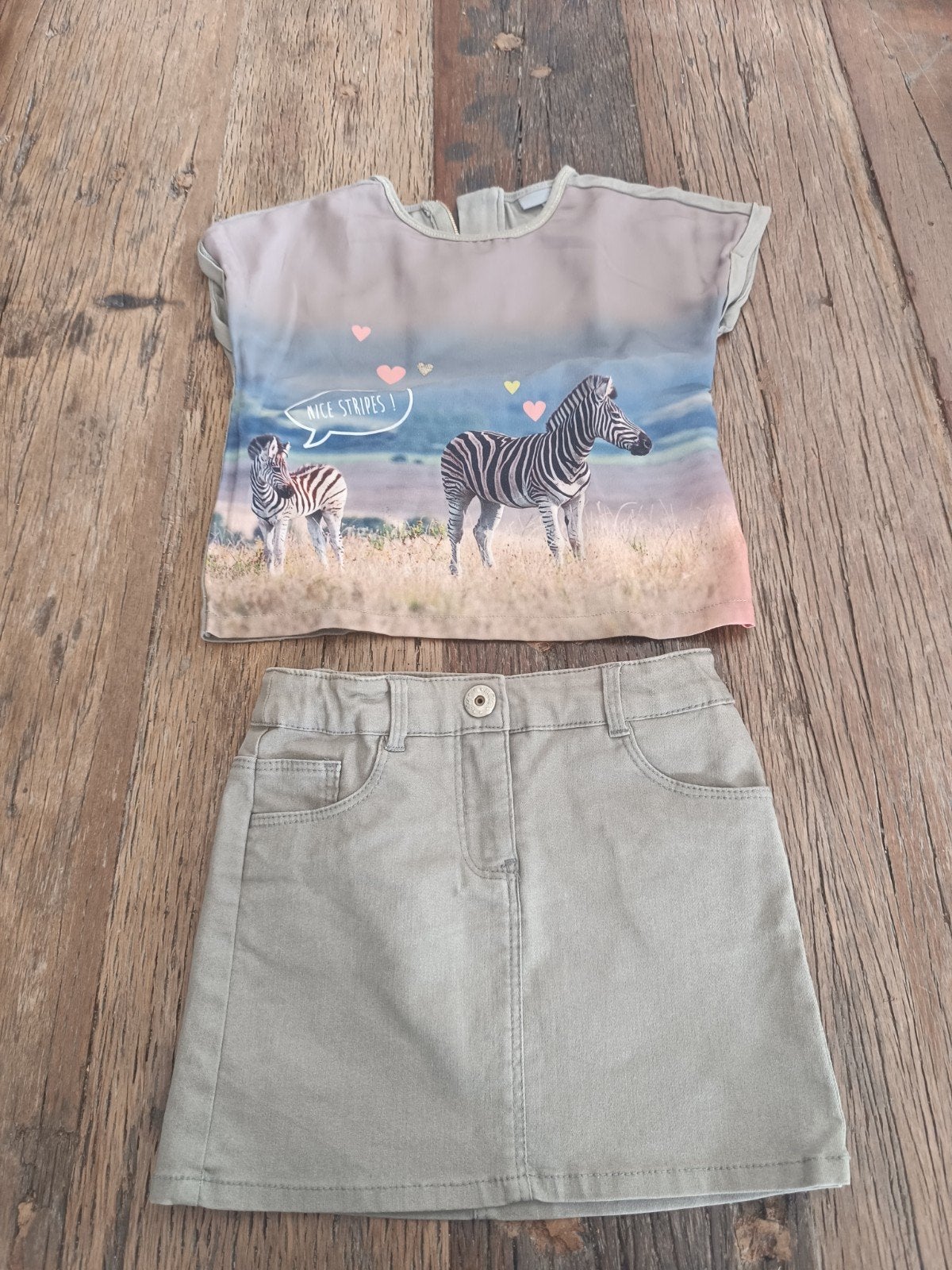 Leuk setje, Kinderen en Baby's, Kinderkleding | Maat 110, Ophalen of Verzenden, Setje