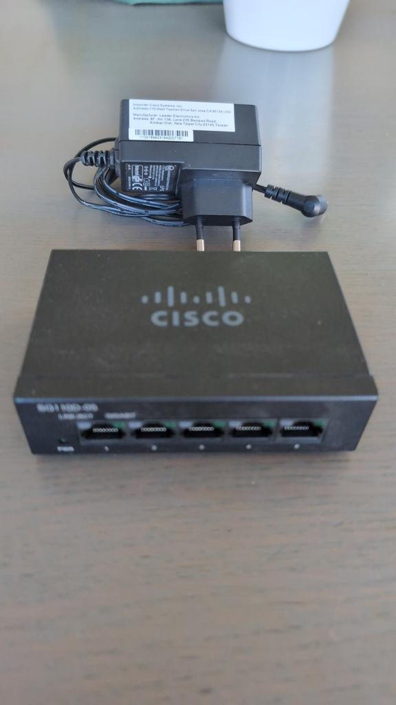 Commutateur Gigabit Cisco à 5 ports, Enlèvement ou Envoi