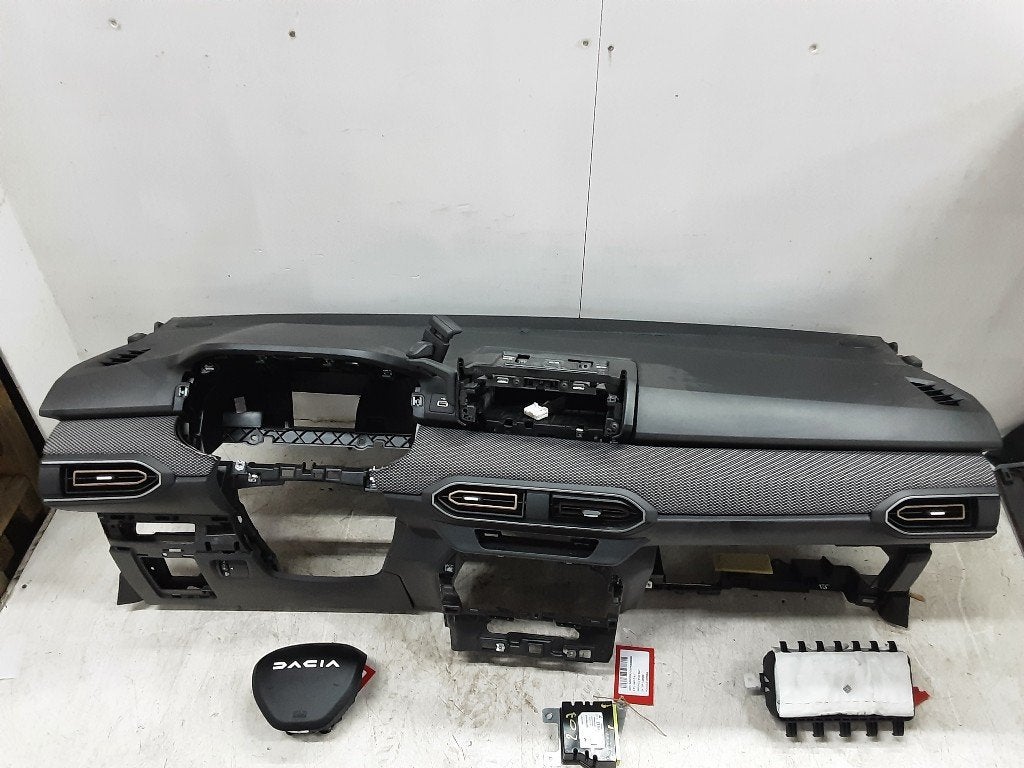 AIRBAG ENSEMBLE Dacia Sandero III (01-2019/-), Dacia, Mevr. I. Hauben, Utilisé, Rue de l'Espoir 34 34
4030  GRIVEGNÉE, BE