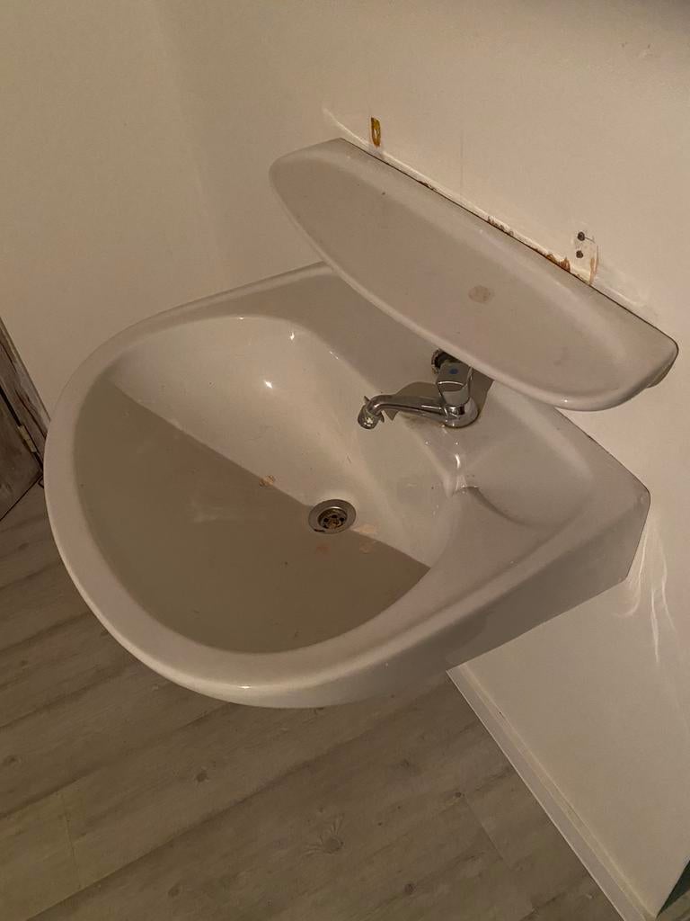 Gratis: lavabo + Keramisch legvlak, Huis en Inrichting, Ophalen, Zo goed als nieuw