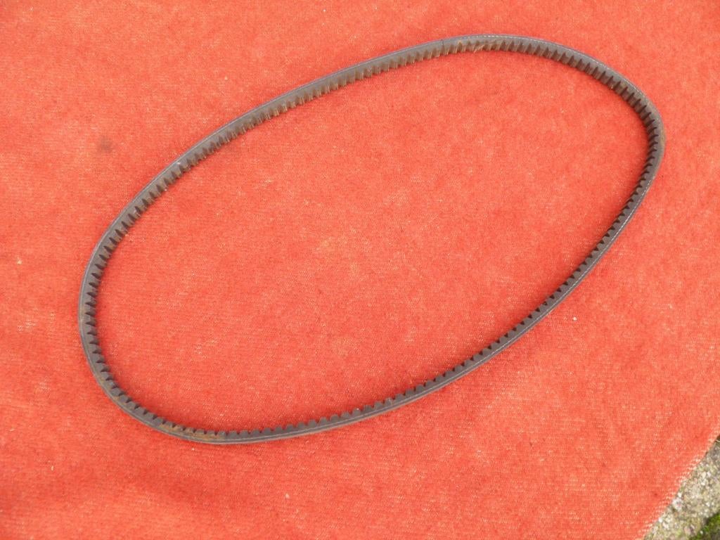V-riem / snaar voor Honda Wallaroo. € 4 /st., Enlèvement, Utilisé, Autres types, Honda wallaroo