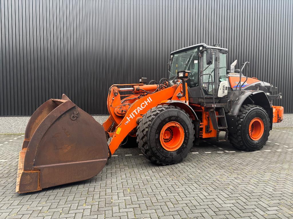 Hitachi ZW250-6. 2020, Ophalen, Wiellader of Shovel