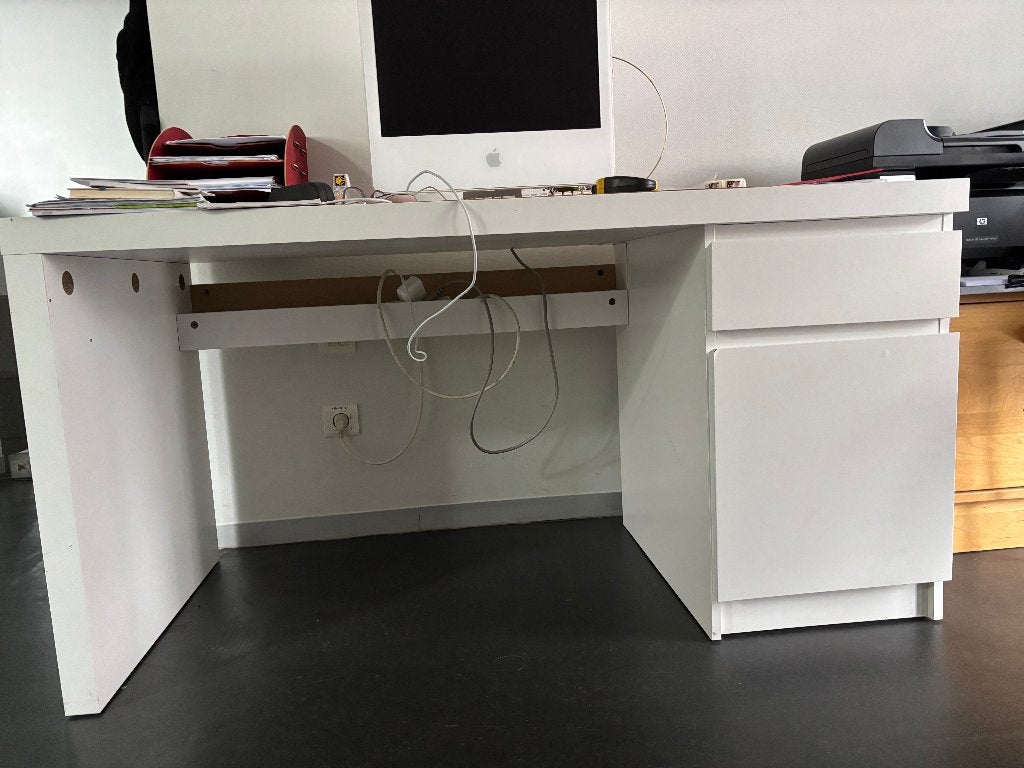 Bureau IKEA modèle MALM, Maison & Meubles, Bureaux, 65 cm, Comme neuf, Enlèvement, IKEA