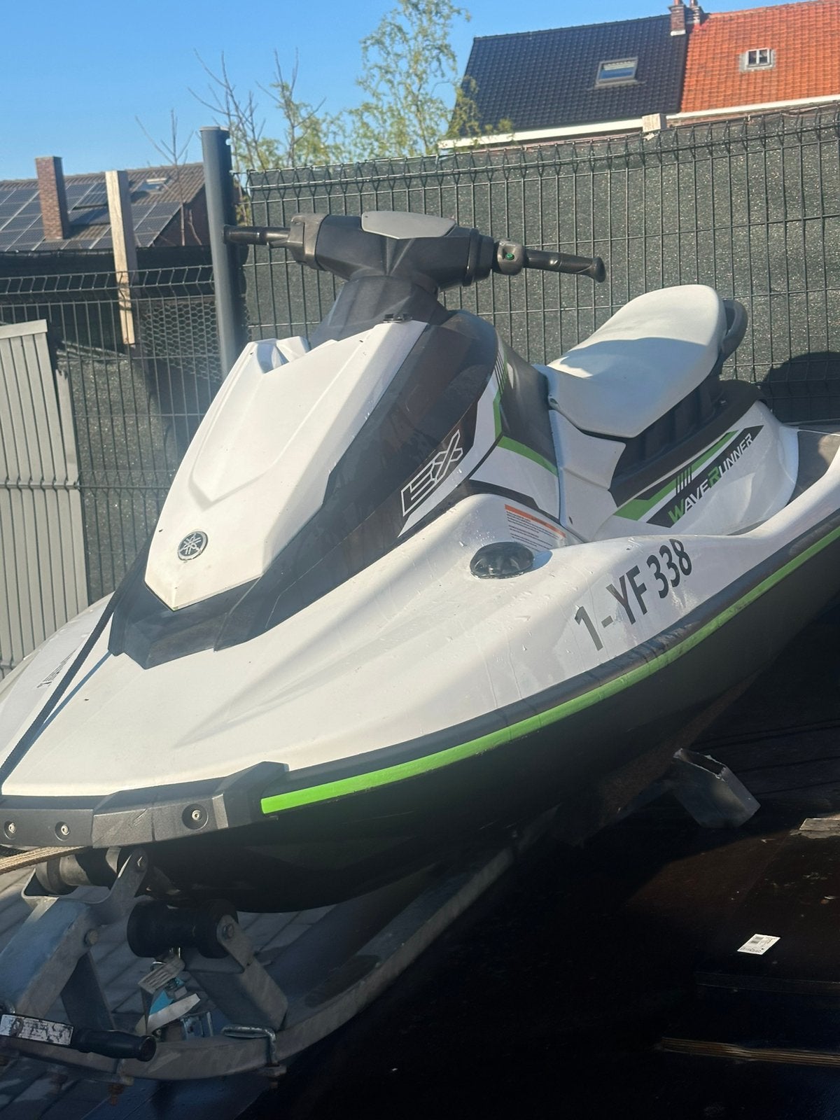 Yamaha EX, Enlèvement, Comme neuf