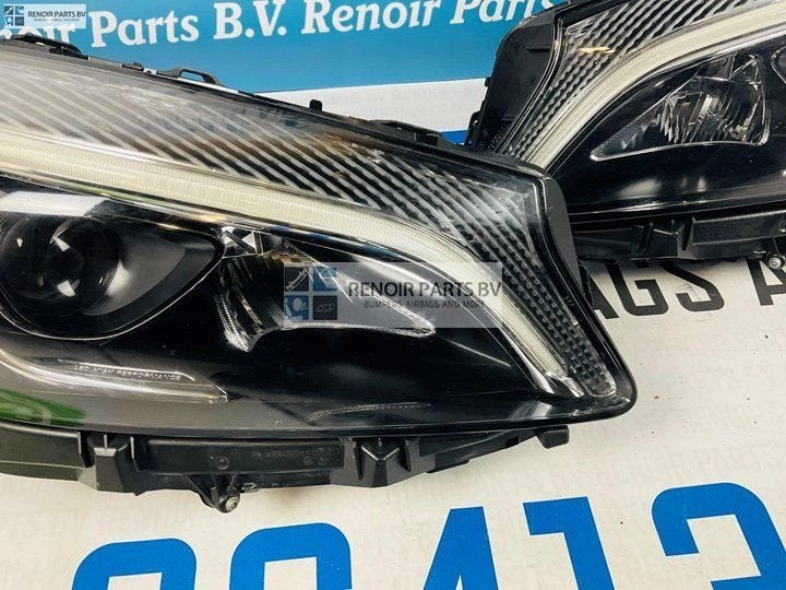 Koplamp set MERCEDES A KLASSE W176 LINKS RECHTS FACELIFT LED, Autos : Pièces & Accessoires, Éclairage, Utilisé, 6 mois de garantie