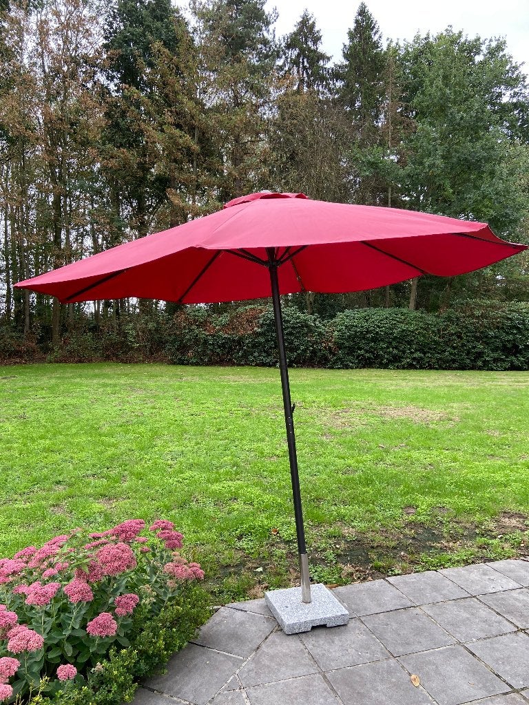 Tuinparasol en voet in graniet, Ophalen, Gebruikt, 2 tot 3 meter, Waterdicht