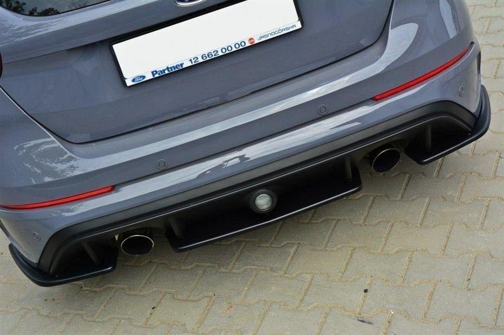 Maxton Design Ford Focus RS MK3 Rear Splitter, Autos : Divers, Tuning & Styling, Envoi