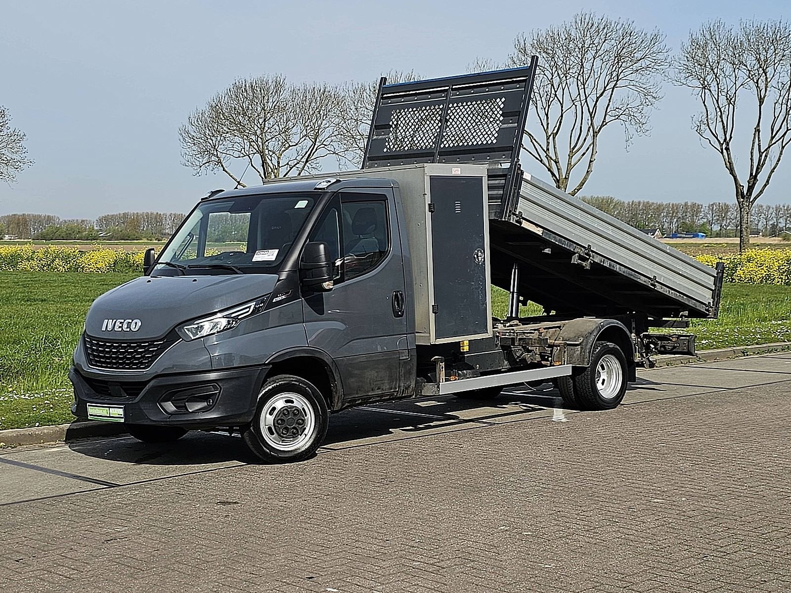 Iveco Daily 35C18HV 3.0 352 H2 (bj 2022), Auto's, Automaat, Achterwielaandrijving, 4 cilinders, Iveco