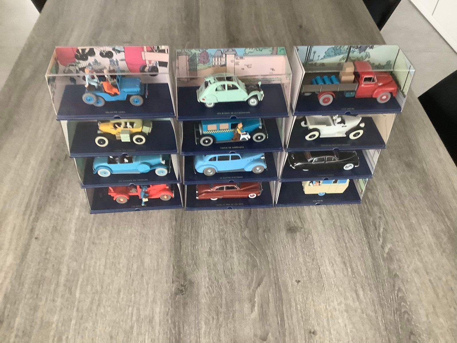 Kuifje collectie met echtheidscertificaten, Ophalen, Zo goed als nieuw, Auto