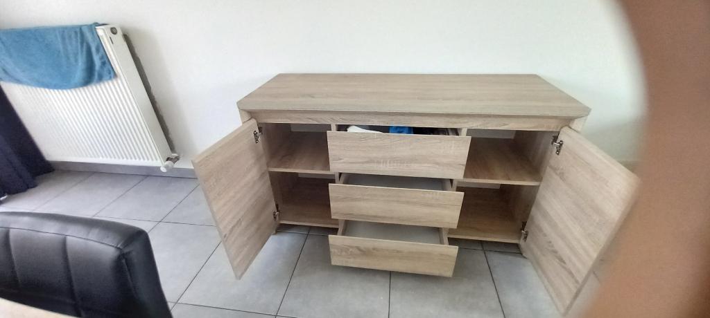 À vendre pour cause de déménagement, Beige, Comme neuf, Enlèvement, Classique