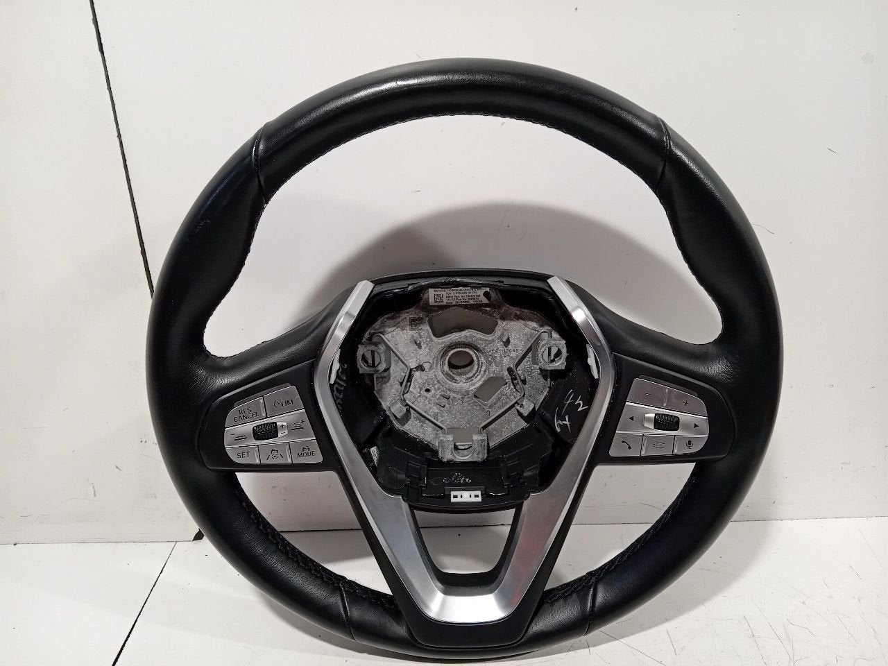 Stuur BMW iX, Onderdelen@venauto.nl, Van der Ven Autorecycling B.V., Gebruikt, Ettenseweg 76, 4706 PB Roosendaal, The Netherlands