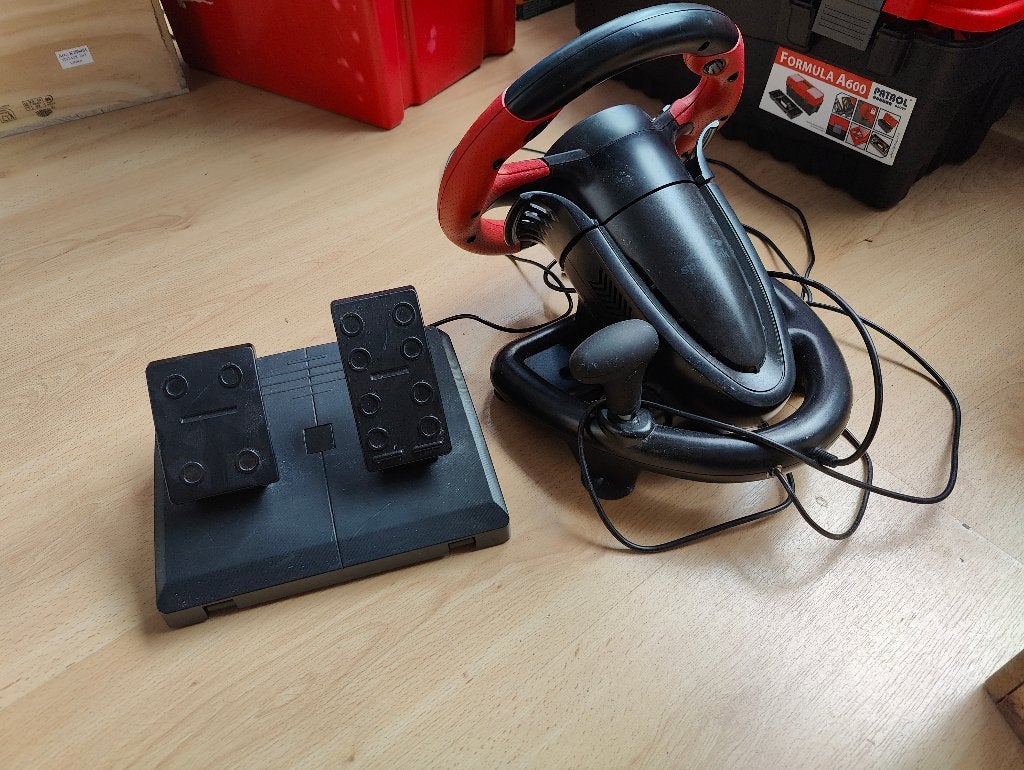 gaming race stuur, Ophalen, Zo goed als nieuw