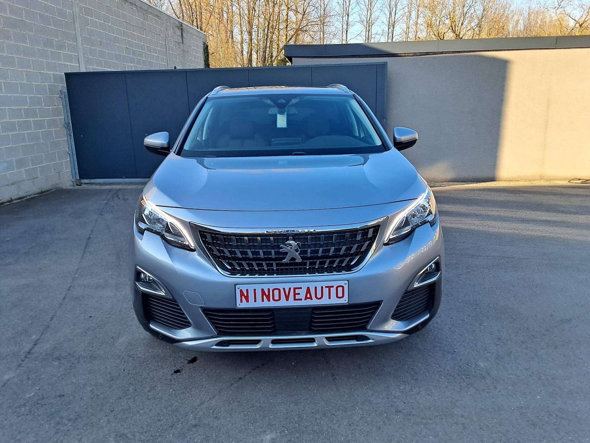 Peugeot 3008 1.5 BlueHDi Allure CARPLAY 360CAM PANO DAK CR, Argent ou Gris, Achat, Euro 6, Entreprise