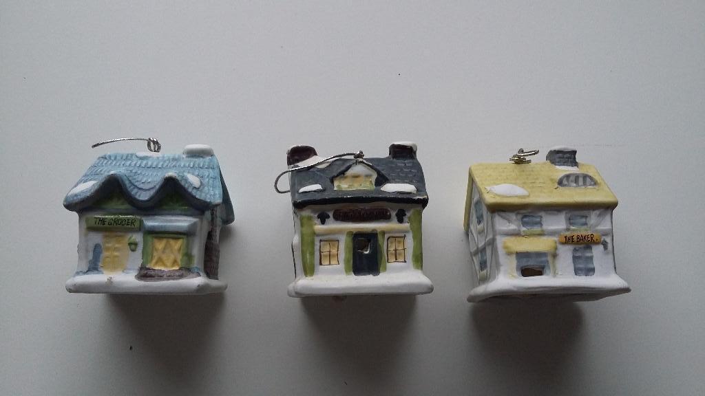 3 huisjes uit keramiek, Enlèvement ou Envoi, Comme neuf