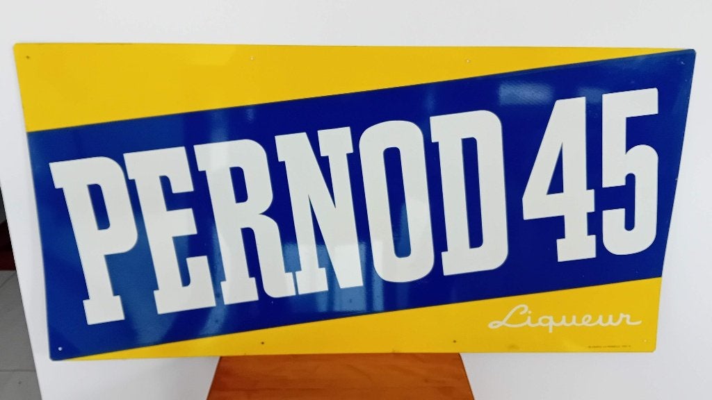 grand panneau d'affichage en métal PERNOD 1957, Collections, Enlèvement, Comme neuf, Panneau publicitaire