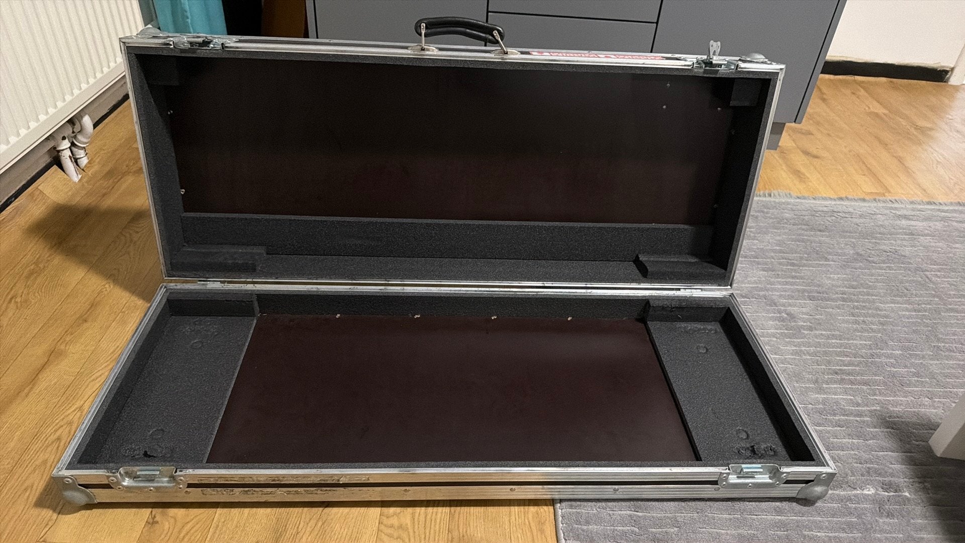 Flightcase voor Korg 61 toetsen, Enlèvement, Utilisé