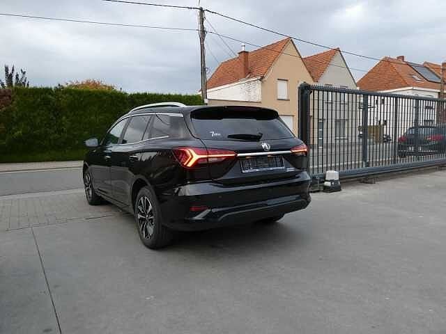 MG 5 156pk Automaat 61 kWh Long Range Comfort Camera '22, Auto's, MG, Automaat, Zwart, https://public.car-pass.be/vhr/72e7f70d-aa2d-4ab7-850a-a4bff5884998