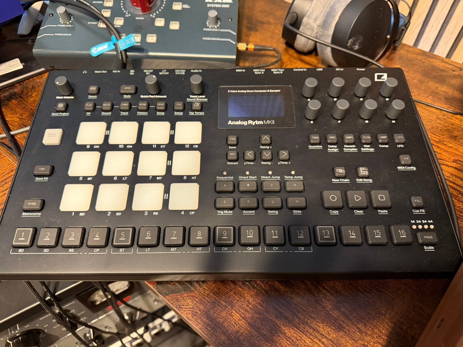 Elektron analog rythm mkii, Muziek en Instrumenten, Midi-apparatuur, Ophalen of Verzenden, Zo goed als nieuw