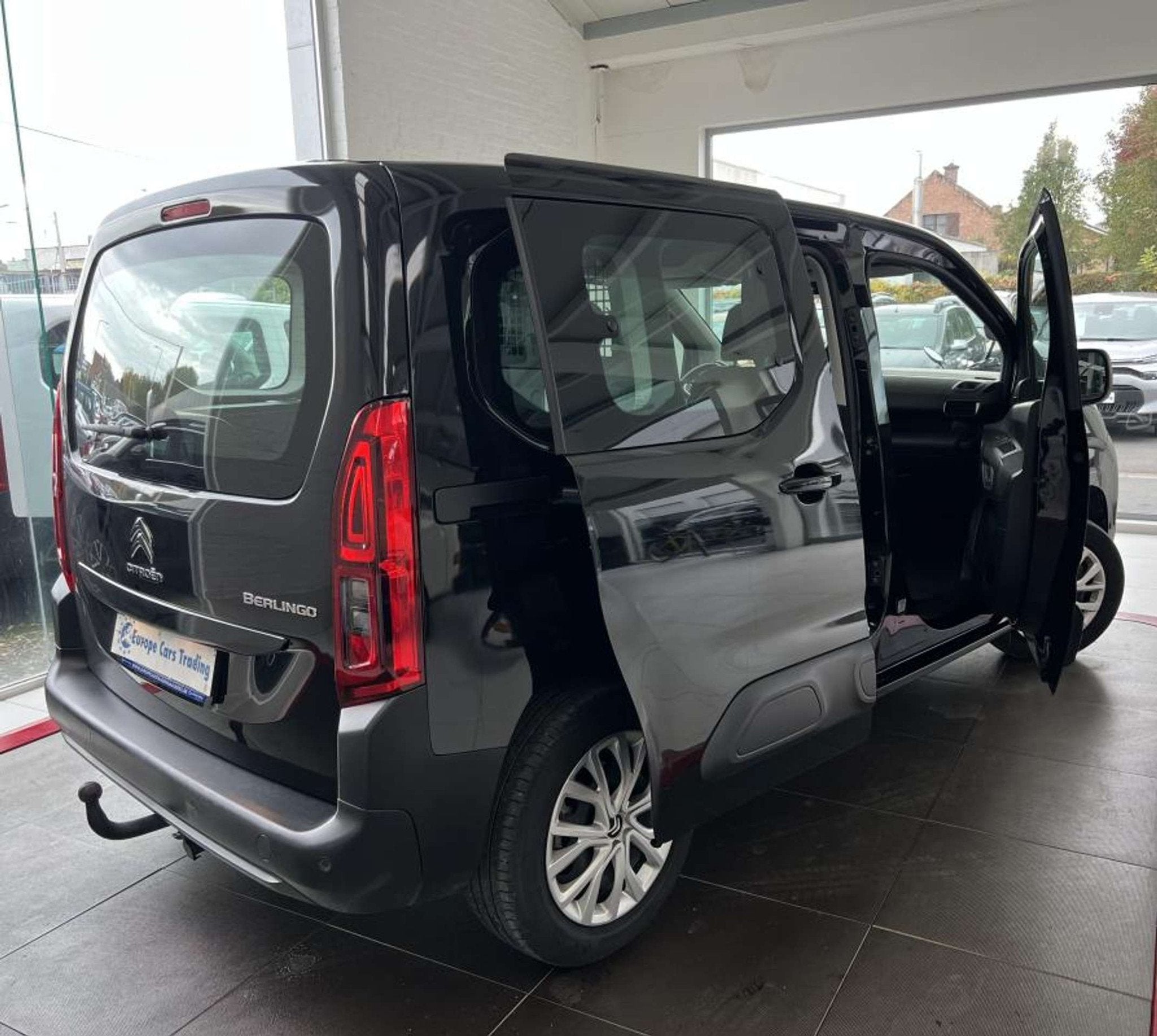 Citroën Berlingo 1.5 130CH BOITE AUTO UTILITAIRE 5 PLACES 1, Achat, https://public.car-pass.be/vhr/b4fbf012-2108-497d-8f12-0398f4b3940f