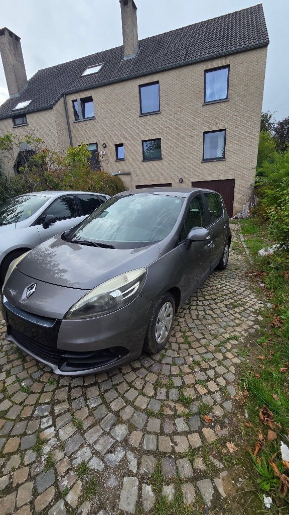 2 Renault Scenic 3, Achat, 5 portes, Automatique, Particulier