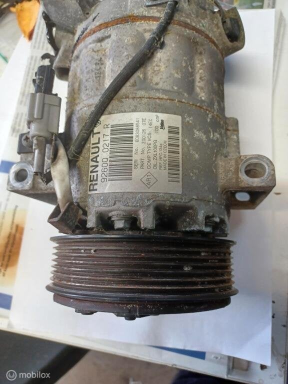 Airco pomp origineel Renault Clio IV ('12-'19) 926000217r, Gebruikt, Renault, Ophalen of Verzenden