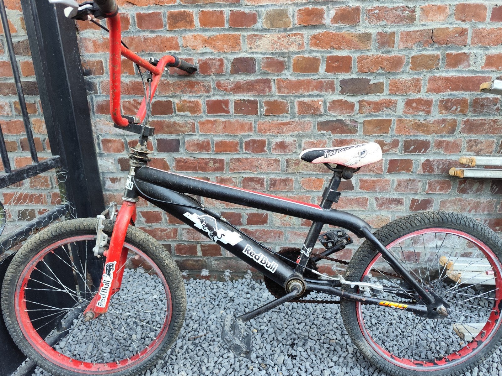 vélo BMX Red Bull, Vélos & Vélomoteurs, Enlèvement, Utilisé