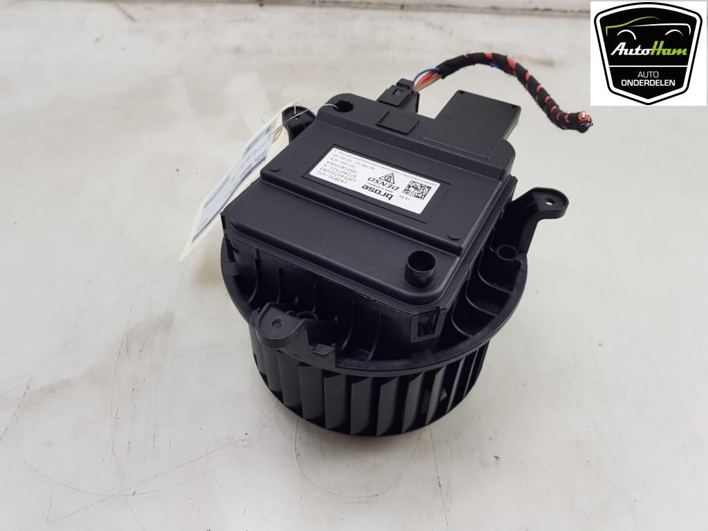 KACHEL VENTILATORMOTOR Porsche Panamera (971G), Gebruikt, Porsche