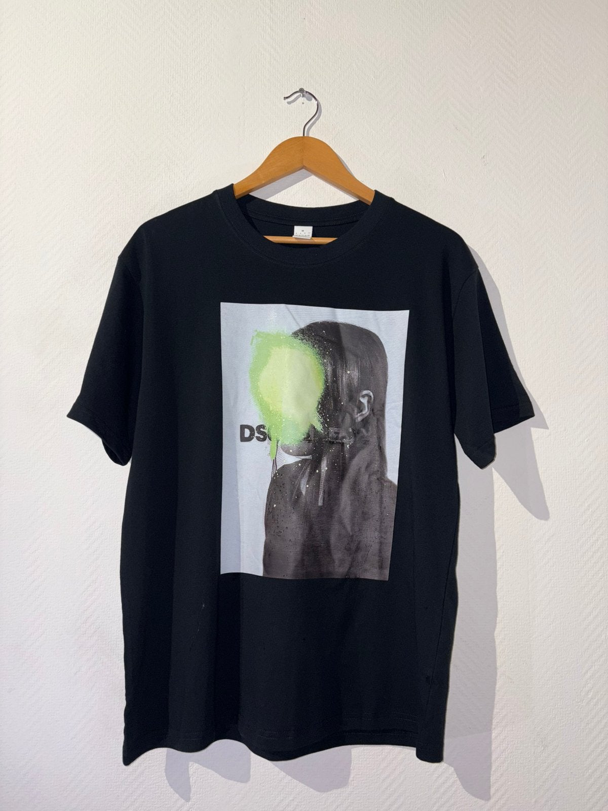 T-shirt silhouette personnage, Kleding | Heren, T-shirts, Ophalen of Verzenden, Zo goed als nieuw, Maat 48/50 (M), Zwart