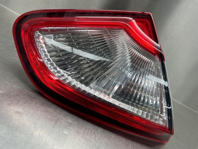 ACHTERLICHT LINKS Nissan Qashqai (J10) (|89503189|), Auto-onderdelen, Verlichting, Gebruikt, Germany@nissan-services.eu, Kronenweg 38
50389  Wesseling, DE